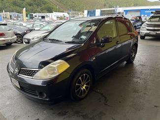 2004 Nissan Tiida - Thumbnail