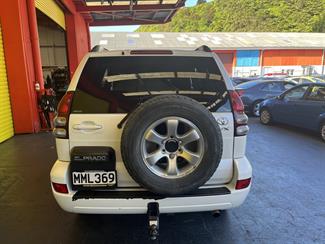 2003 Toyota Landcruiser Prado - Thumbnail