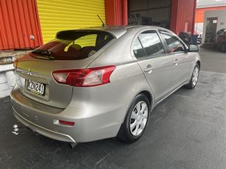 2014 Mitsubishi Lancer - Thumbnail