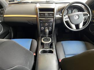 2009 Holden Commodore - Thumbnail