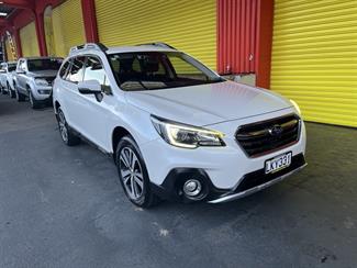 2018 Subaru Outback - Thumbnail