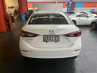 2015 Mazda Axela - Thumbnail