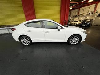 2015 Mazda Axela - Thumbnail