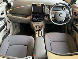 2017 Renault Zoe - Thumbnail