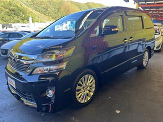 2012 Toyota Vellfire - Thumbnail