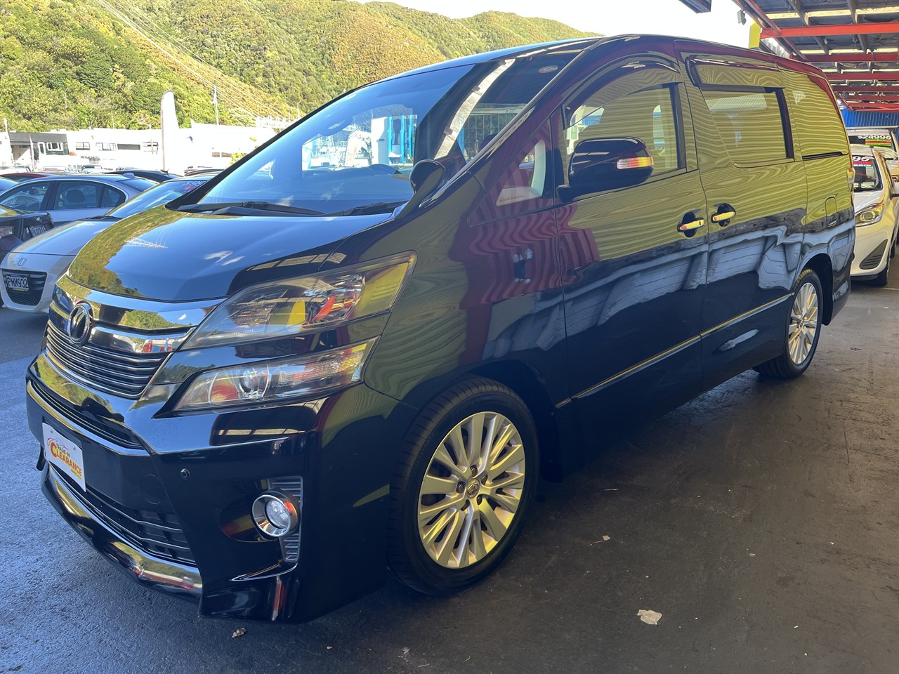 2012 Toyota Vellfire