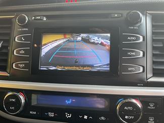 2014 Toyota HIGHLANDER - Thumbnail