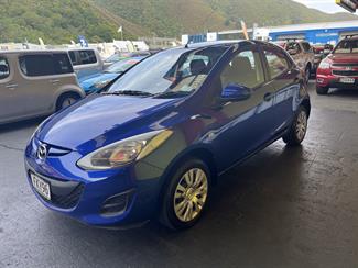 2010 Mazda 2 - Thumbnail