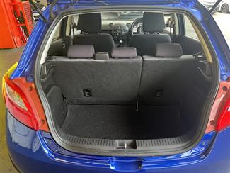2010 Mazda 2 - Thumbnail