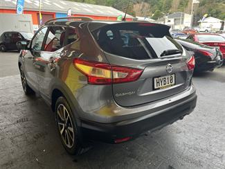 2015 Nissan Qashqai - Thumbnail