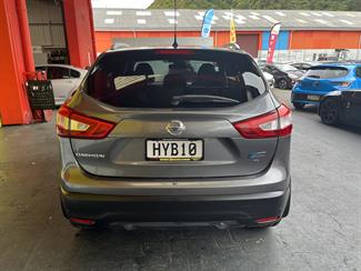 2015 Nissan Qashqai - Thumbnail