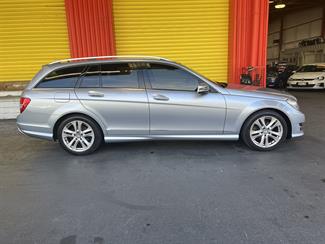 2012 Mercedes-Benz c180 - Thumbnail