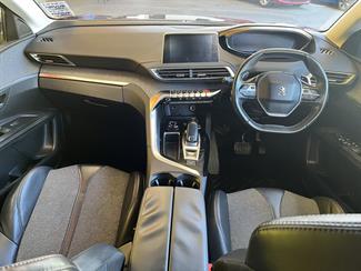 2017 Peugeot 3008 - Thumbnail