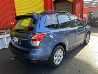 2017 Subaru Forester - Thumbnail