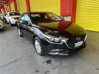 2017 Mazda MAZDA3 - Thumbnail