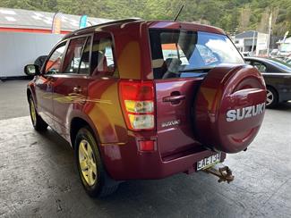 2007 Suzuki Grand Vitara - Thumbnail