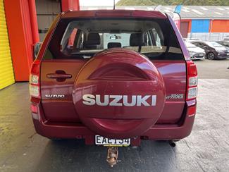2007 Suzuki Grand Vitara - Thumbnail