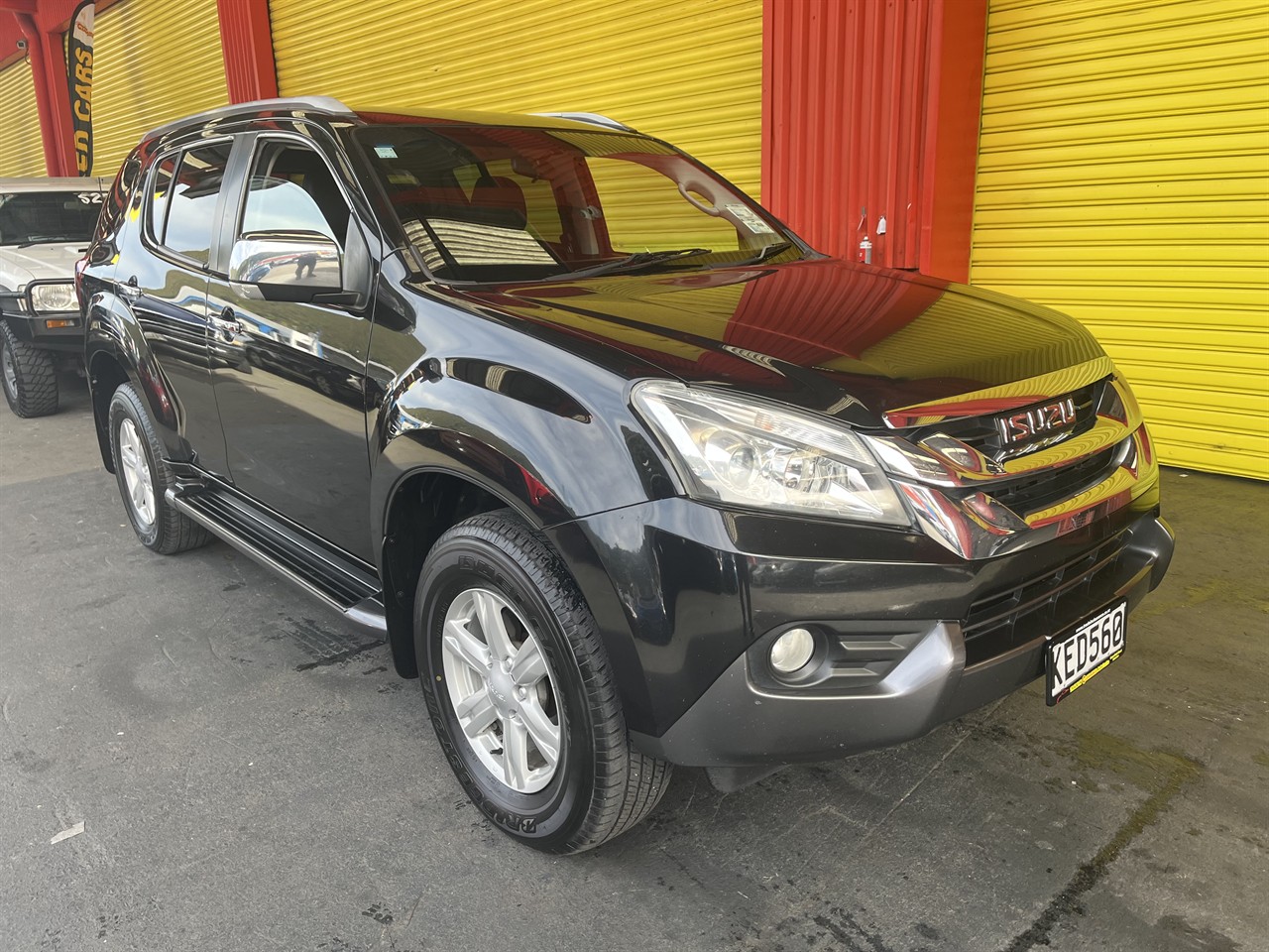 2016 Isuzu Mu-X