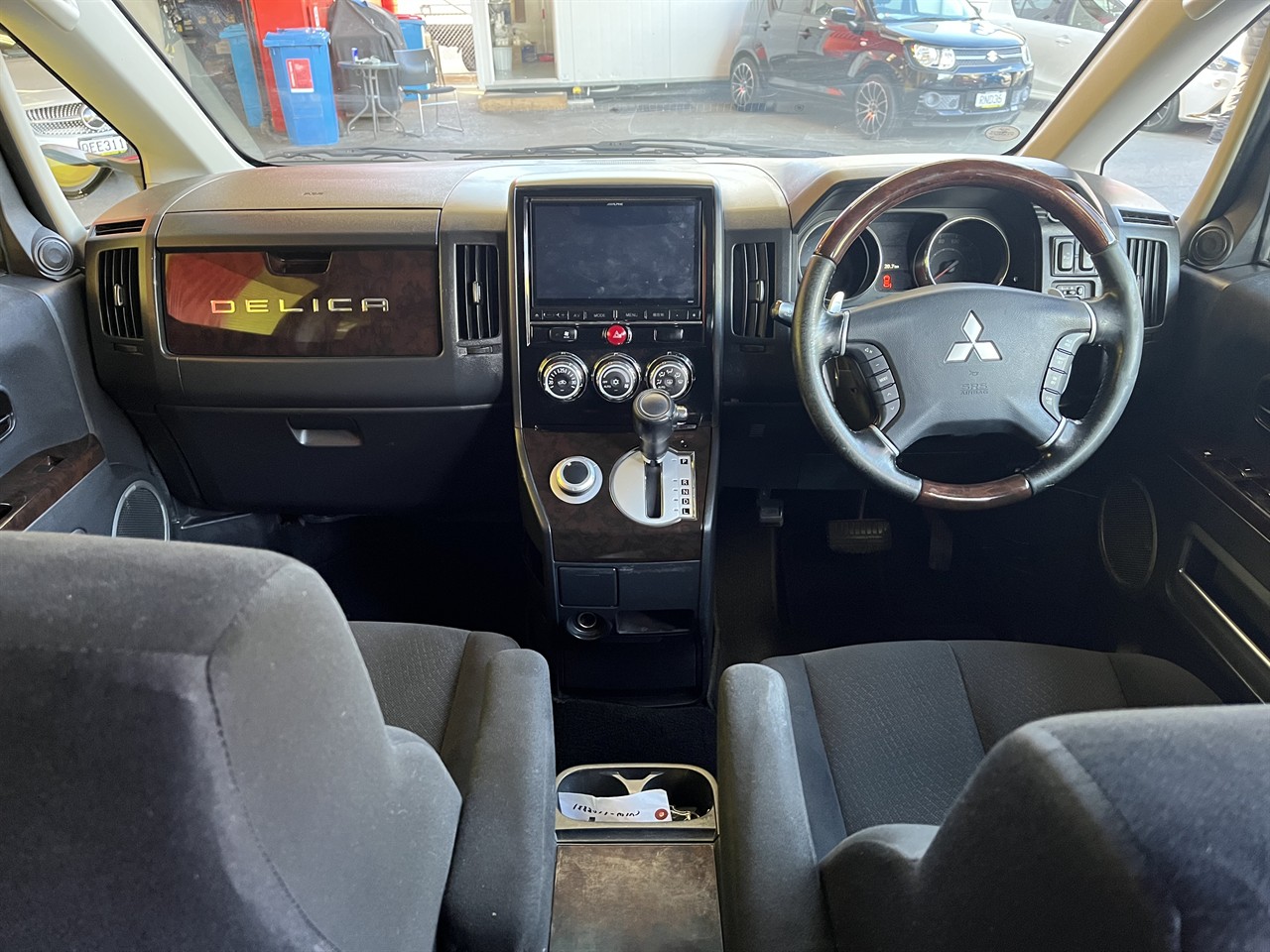 2016 Mitsubishi DELICA