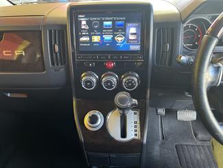 2016 Mitsubishi DELICA - Thumbnail