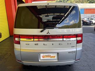 2016 Mitsubishi DELICA - Thumbnail