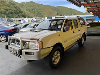 2011 Nissan Navara - Thumbnail