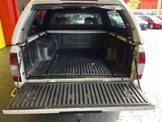 2011 Nissan Navara - Thumbnail