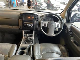 2015 Nissan Navara - Thumbnail