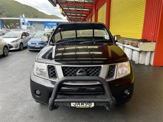 2015 Nissan Navara - Thumbnail
