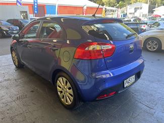 2013 Kia Rio - Thumbnail