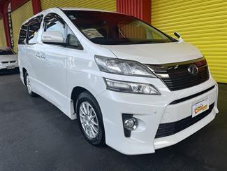 2013 Toyota Vellfire - Thumbnail