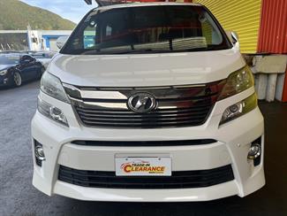 2013 Toyota Vellfire - Thumbnail