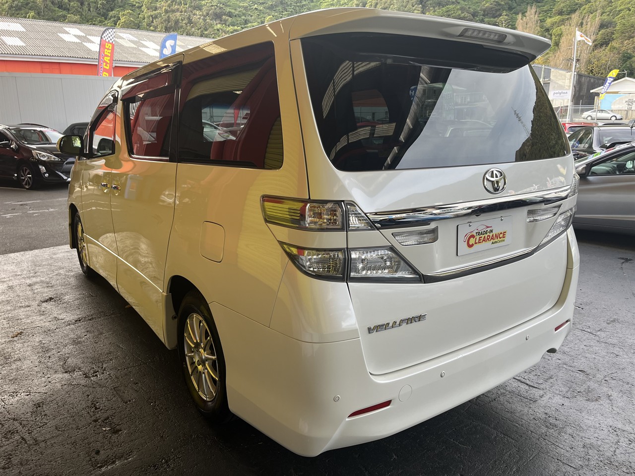 2013 Toyota Vellfire