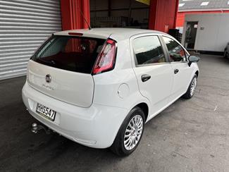 2014 Fiat Punto - Thumbnail