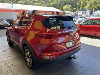 2017 Kia Sportage - Thumbnail