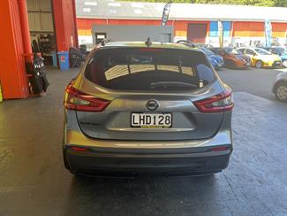 2018 Nissan Qashqai - Thumbnail