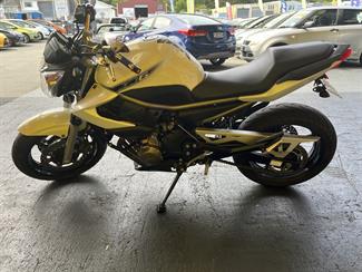 2010 Yamaha Xj6 - Thumbnail