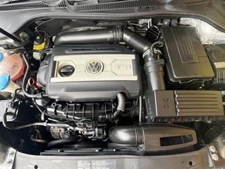 2009 Volkswagen Golf - Thumbnail
