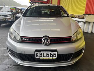 2009 Volkswagen Golf - Thumbnail