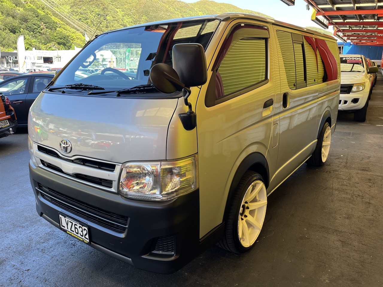 2013 Toyota Hiace