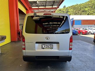 2013 Toyota Hiace - Thumbnail