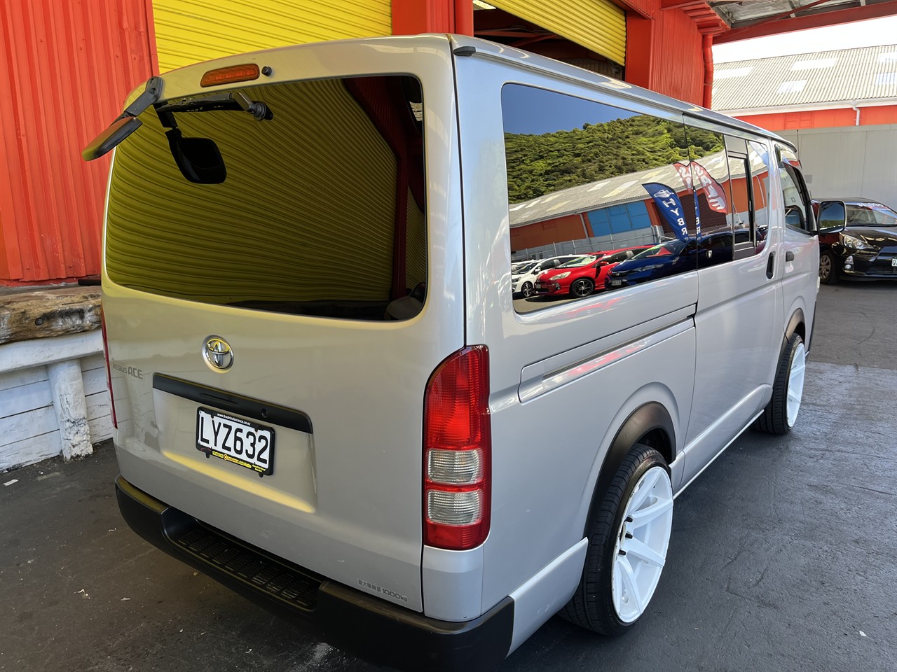 2013 Toyota Hiace