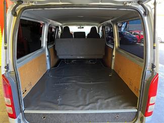 2013 Toyota Hiace - Thumbnail