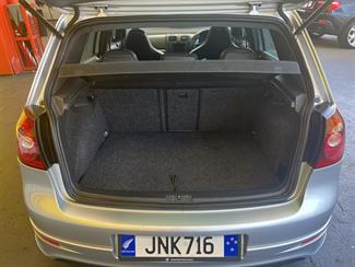 2006 Volkswagen Golf - Thumbnail