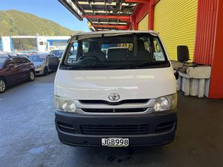 2007 Toyota Hiace - Thumbnail