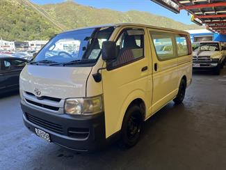 2007 Toyota Hiace - Thumbnail