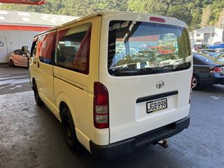 2007 Toyota Hiace - Thumbnail
