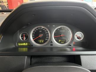 2010 Volvo XC90 - Thumbnail