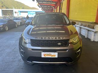 2018 Land Rover Discovery - Thumbnail