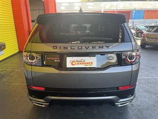 2018 Land Rover Discovery - Thumbnail